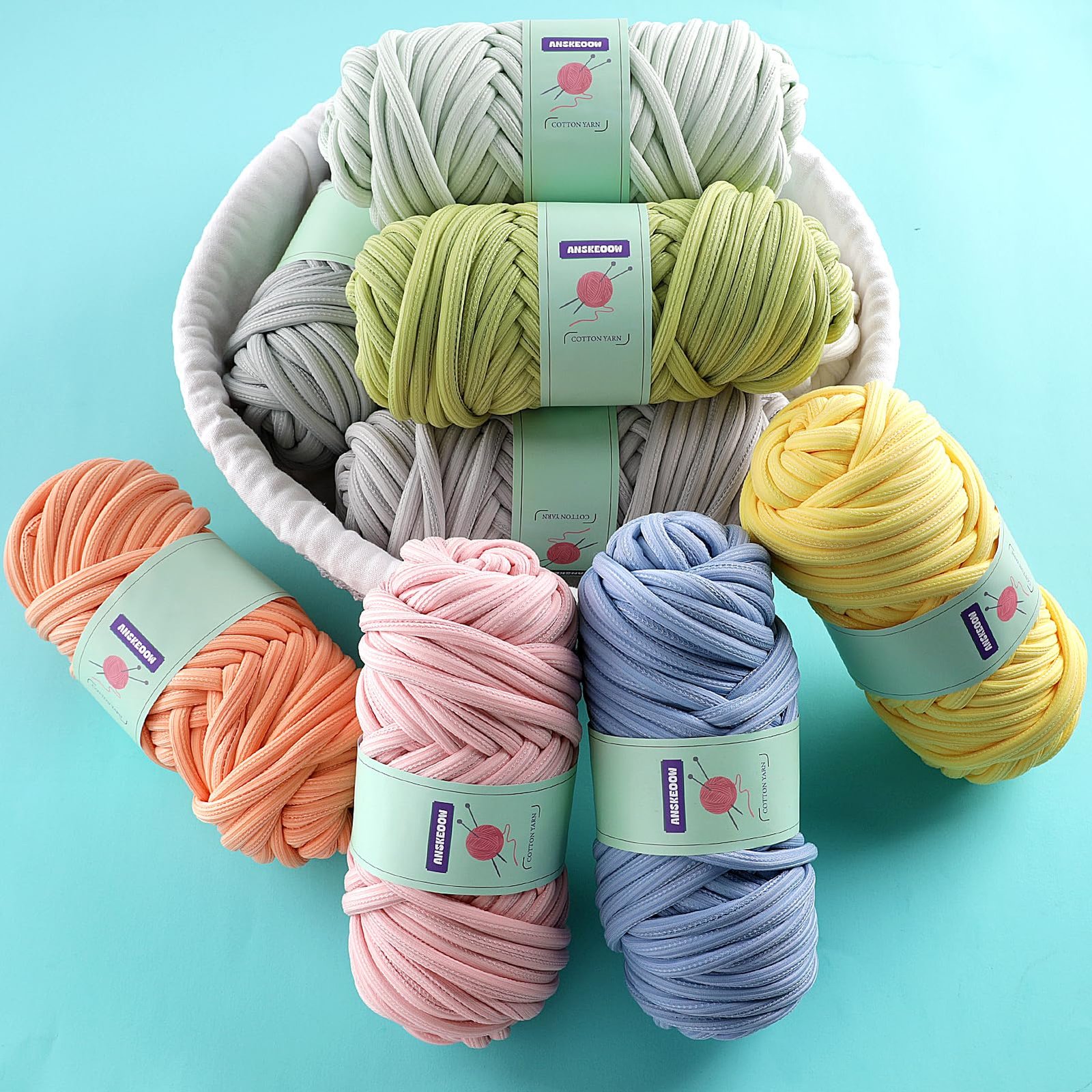 Big Twist Tubular Yarn showing hollow tube structure